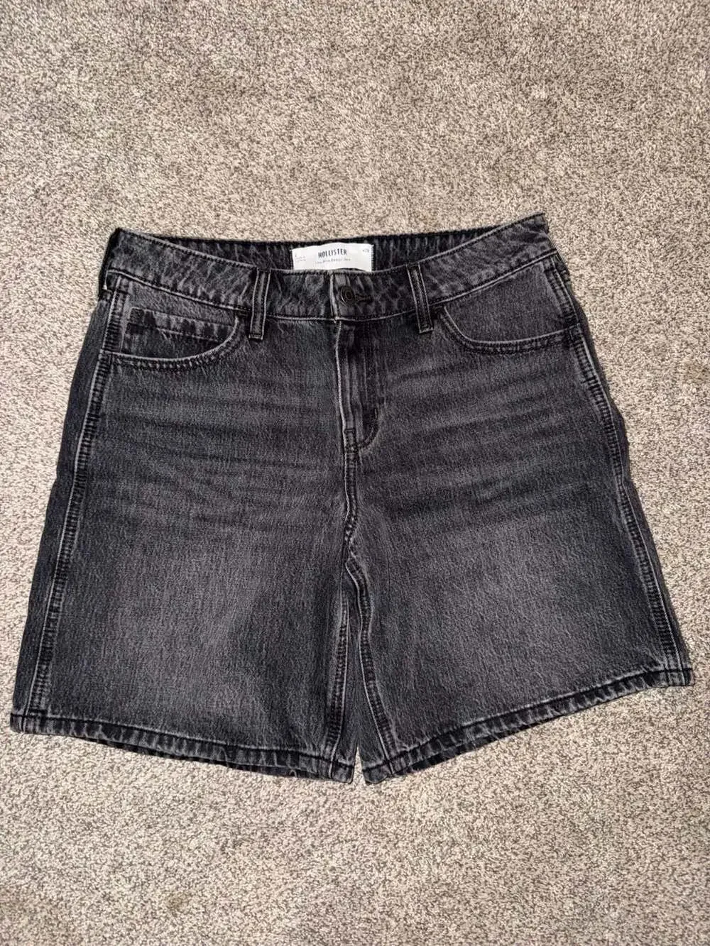 Hollister Low-Rise Baggy Jort with USA Flag Painted Pockets